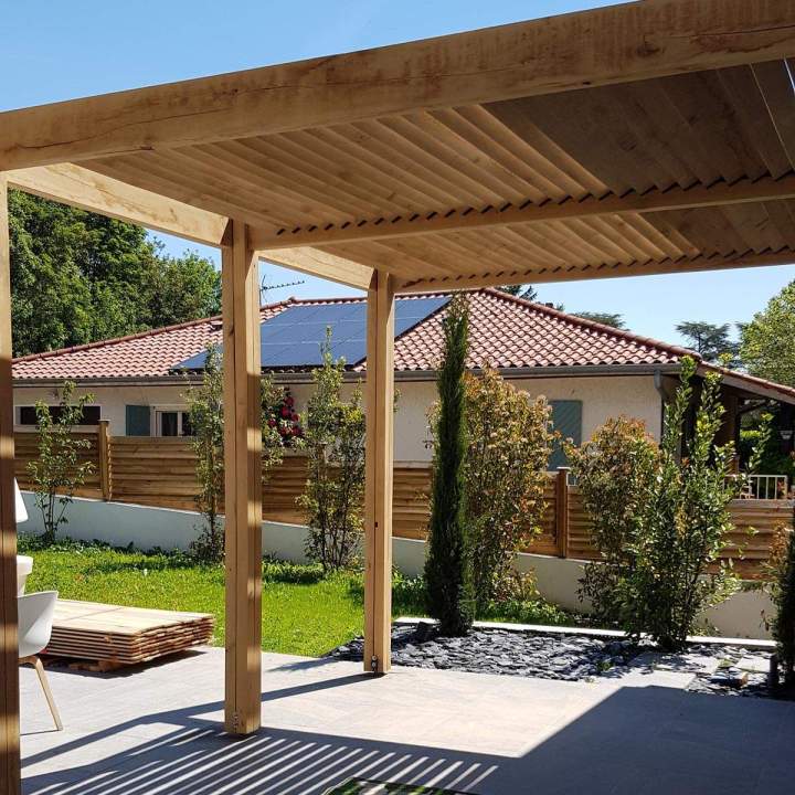 Construction de pergola en bois à Saint Cyr au Monts d’or
